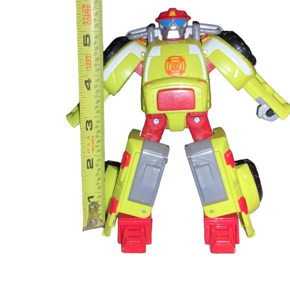 Hasbro Heroes Transformers Rescue Bots Heatwave the Fire-Bot Action Figure - Picture 10 of 10